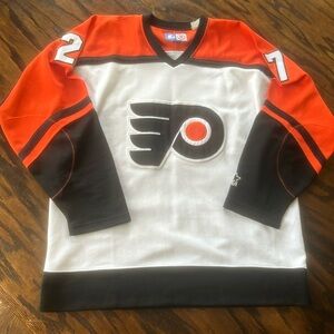 Autographed Philadelphia Flyers jersey